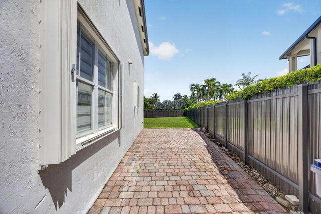 16401 SW 78th Terrace, Miami, FL 33193