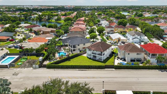 16401 SW 78th Terrace, Miami, FL 33193