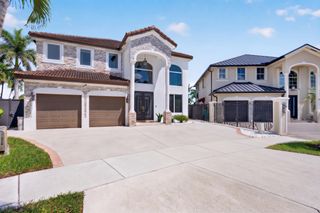 16401 SW 78th Terrace, Miami, FL 33193