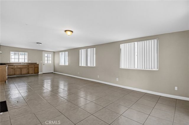 12771 Ponderosa Ranch Road, Victorville, CA 92392