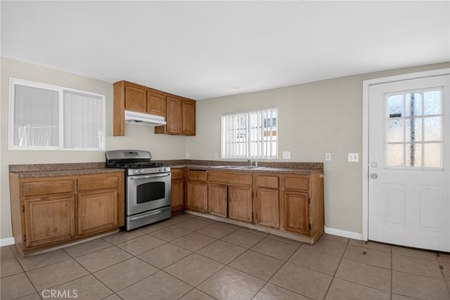 12771 Ponderosa Ranch Road, Victorville, CA 92392