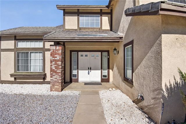 12771 Ponderosa Ranch Road, Victorville, CA 92392