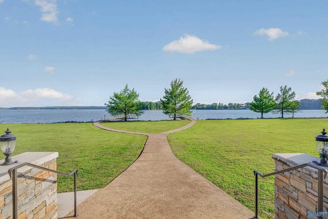 12100 Two Rivers Drive PH-F, Athens, AL 35611