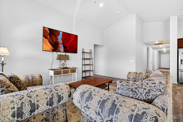 19397 Red Eagle Way, Caldwell, ID 83605