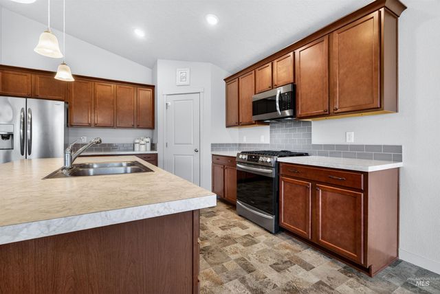 19397 Red Eagle Way, Caldwell, ID 83605