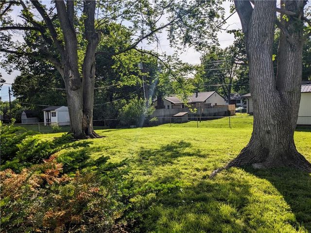 3016 Porter Road, Independence, MO 64055