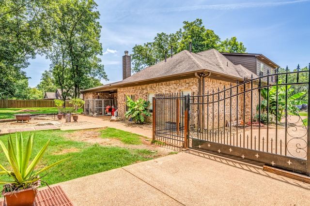 62 PLANTERS GROVE TRL, Brighton, TN 38011