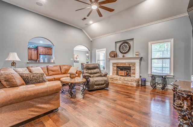 62 PLANTERS GROVE TRL, Brighton, TN 38011
