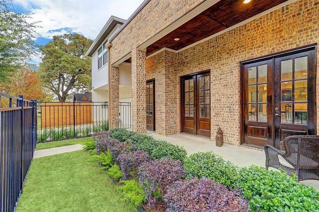 2514 Detering Street, Houston, TX 77007