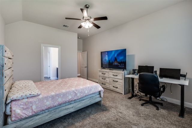 10909 Glover Lane, Aubrey, TX 76227