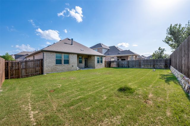 10909 Glover Lane, Aubrey, TX 76227