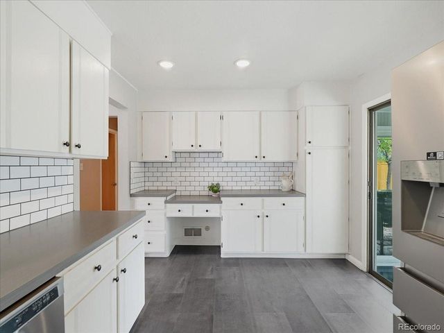 1829 Crestmore Pl, Fort Collins, CO 80521