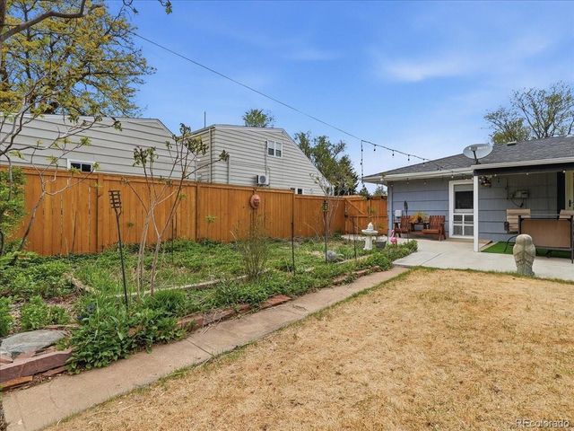1829 Crestmore Pl, Fort Collins, CO 80521