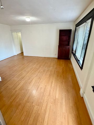 1607 Commonwealth Ave 4, Boston, MA 02135