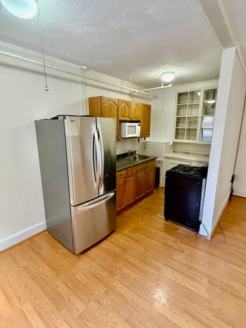 1607 Commonwealth Ave 4, Boston, MA 02135