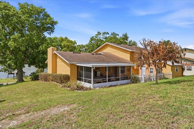 1202 LAKE ARIANA BOULEVARD, Auburndale, FL 33823