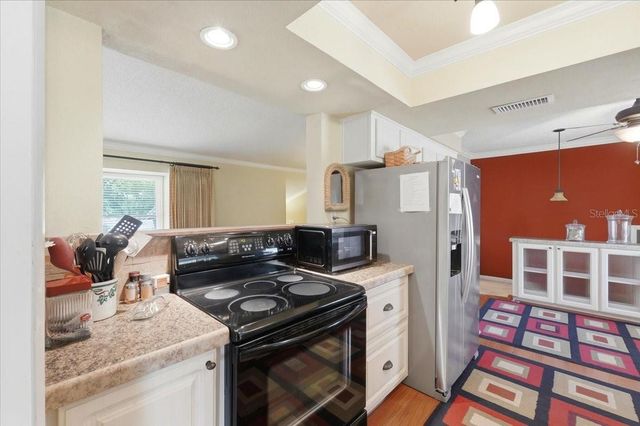 1202 LAKE ARIANA BOULEVARD, Auburndale, FL 33823