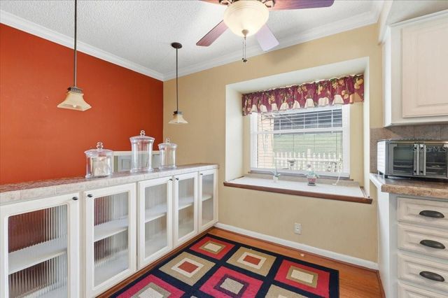 1202 LAKE ARIANA BOULEVARD, Auburndale, FL 33823