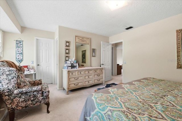 1202 LAKE ARIANA BOULEVARD, Auburndale, FL 33823