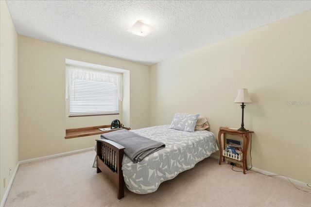 1202 LAKE ARIANA BOULEVARD, Auburndale, FL 33823