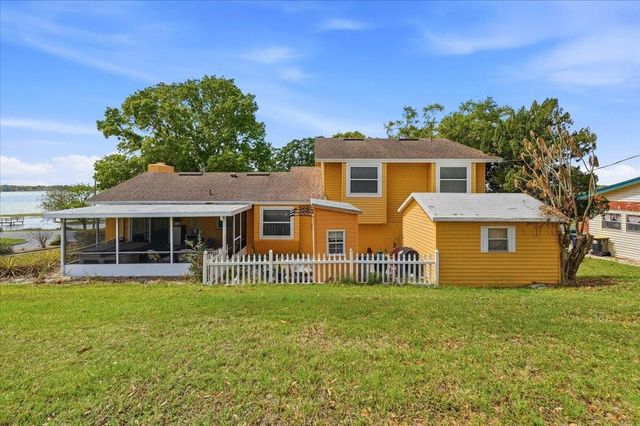 1202 LAKE ARIANA BOULEVARD, Auburndale, FL 33823
