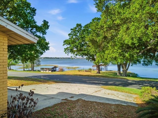 1202 LAKE ARIANA BOULEVARD, Auburndale, FL 33823