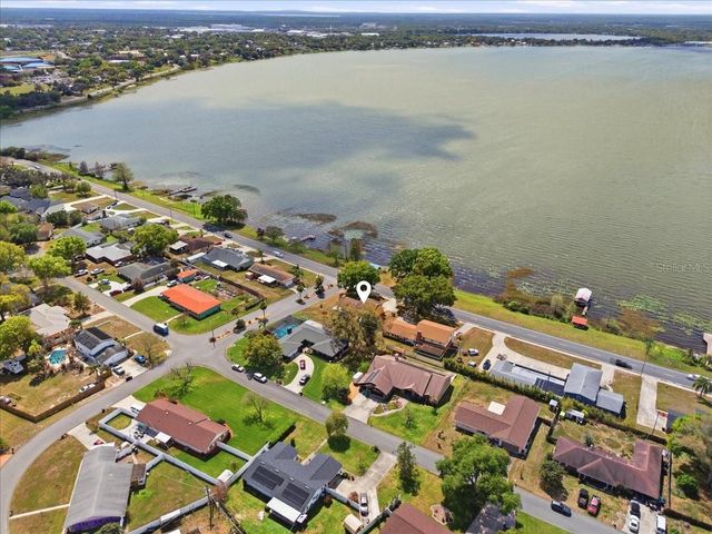 1202 LAKE ARIANA BOULEVARD, Auburndale, FL 33823