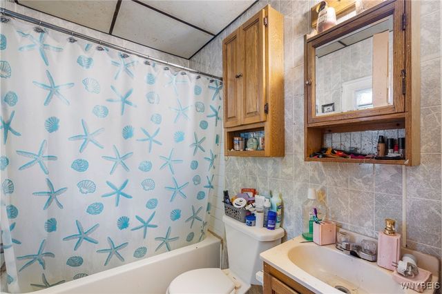 106 Humason Avenue, Buffalo, NY 14211