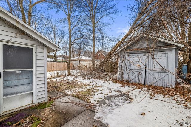 106 Humason Avenue, Buffalo, NY 14211