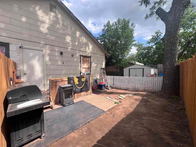 1209 GALVESTON STREET, Wichita Falls, TX 76301