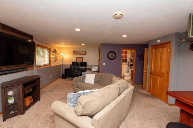 1322 138th Avenue NW, Andover, MN 55304