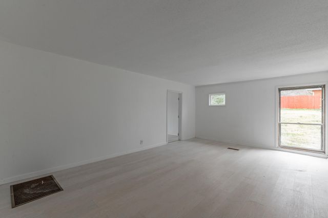 707 Cherokee Trail, Rossville, GA 30741