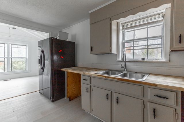 707 Cherokee Trail, Rossville, GA 30741