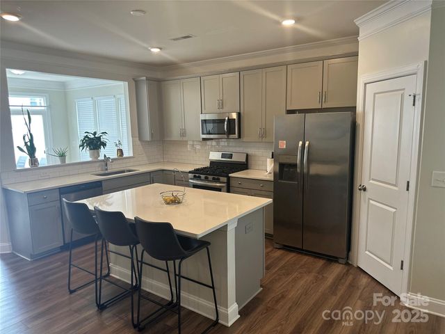 2004 Blewett Drive, Charlotte, NC 28269