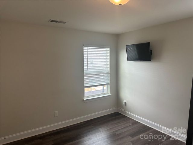 2004 Blewett Drive, Charlotte, NC 28269