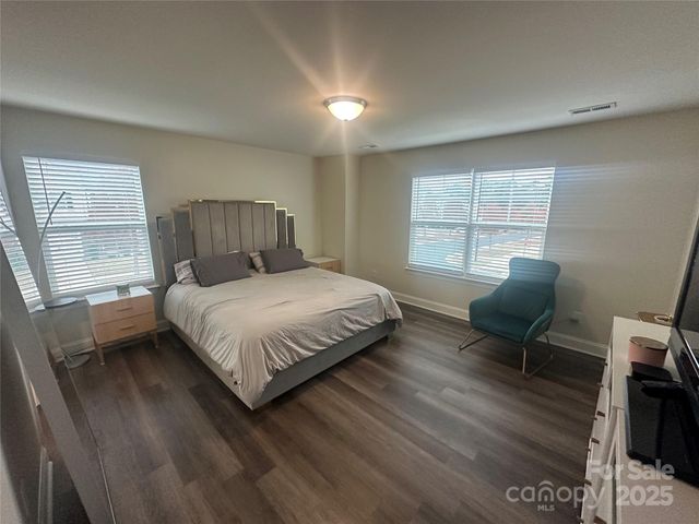 2004 Blewett Drive, Charlotte, NC 28269