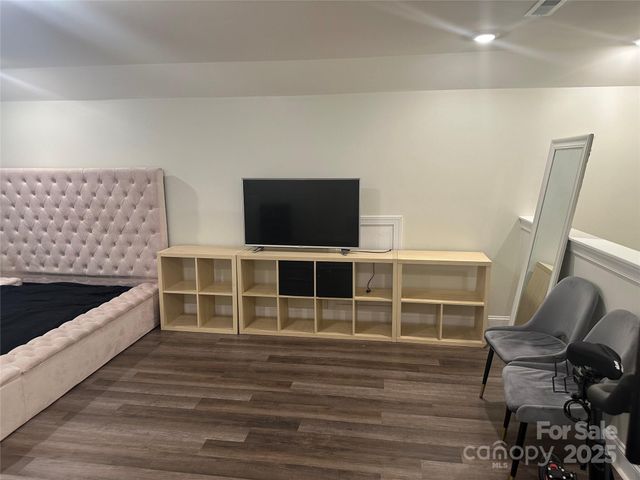 2004 Blewett Drive, Charlotte, NC 28269