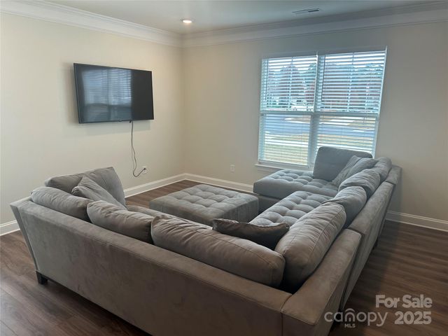 2004 Blewett Drive, Charlotte, NC 28269