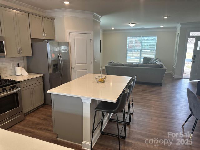 2004 Blewett Drive, Charlotte, NC 28269