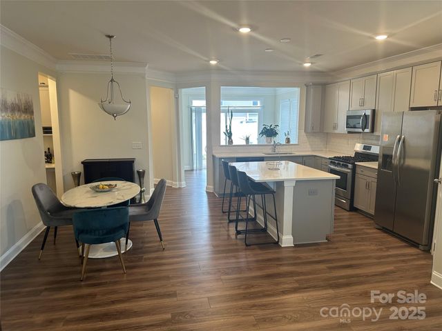 2004 Blewett Drive, Charlotte, NC 28269