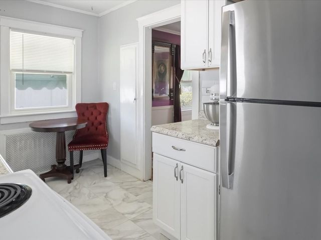 12 Goddard, Fall River, MA 02720