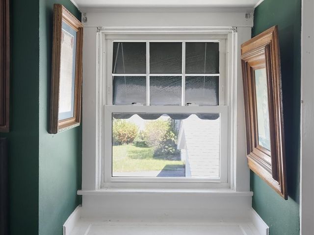 12 Goddard, Fall River, MA 02720