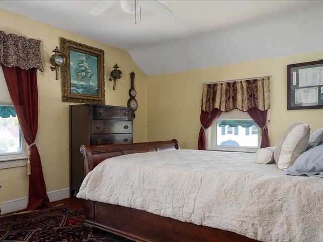 12 Goddard, Fall River, MA 02720
