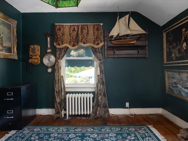 12 Goddard, Fall River, MA 02720