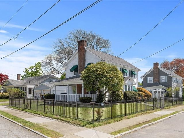 12 Goddard, Fall River, MA 02720