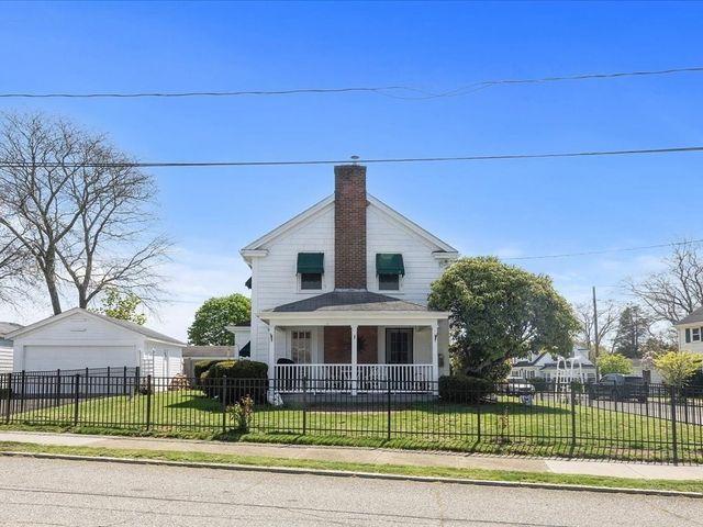 12 Goddard, Fall River, MA 02720