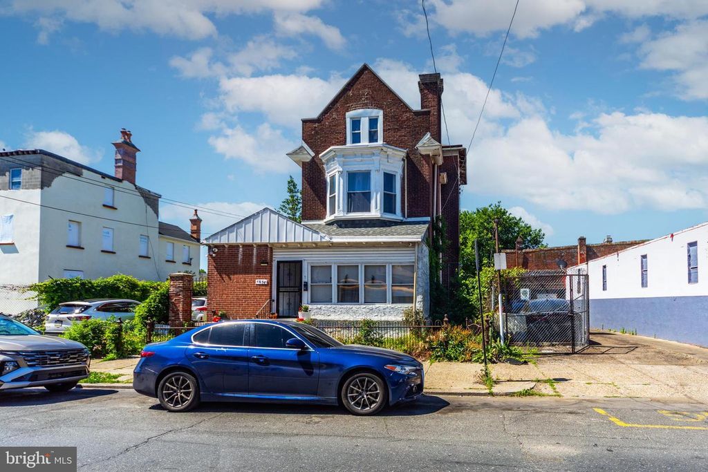 1654 HARRISON ST, Philadelphia, PA 19124
