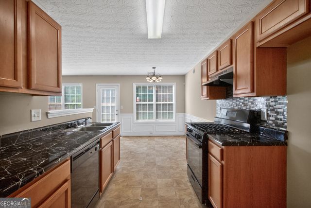 578 Shadow Lake Drive, Lithonia, GA 30058