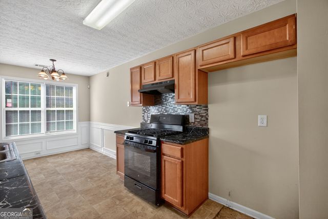 578 Shadow Lake Drive, Lithonia, GA 30058