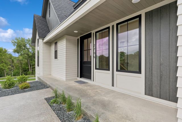 2706 Lakeview Court, Little Canada, MN 55117